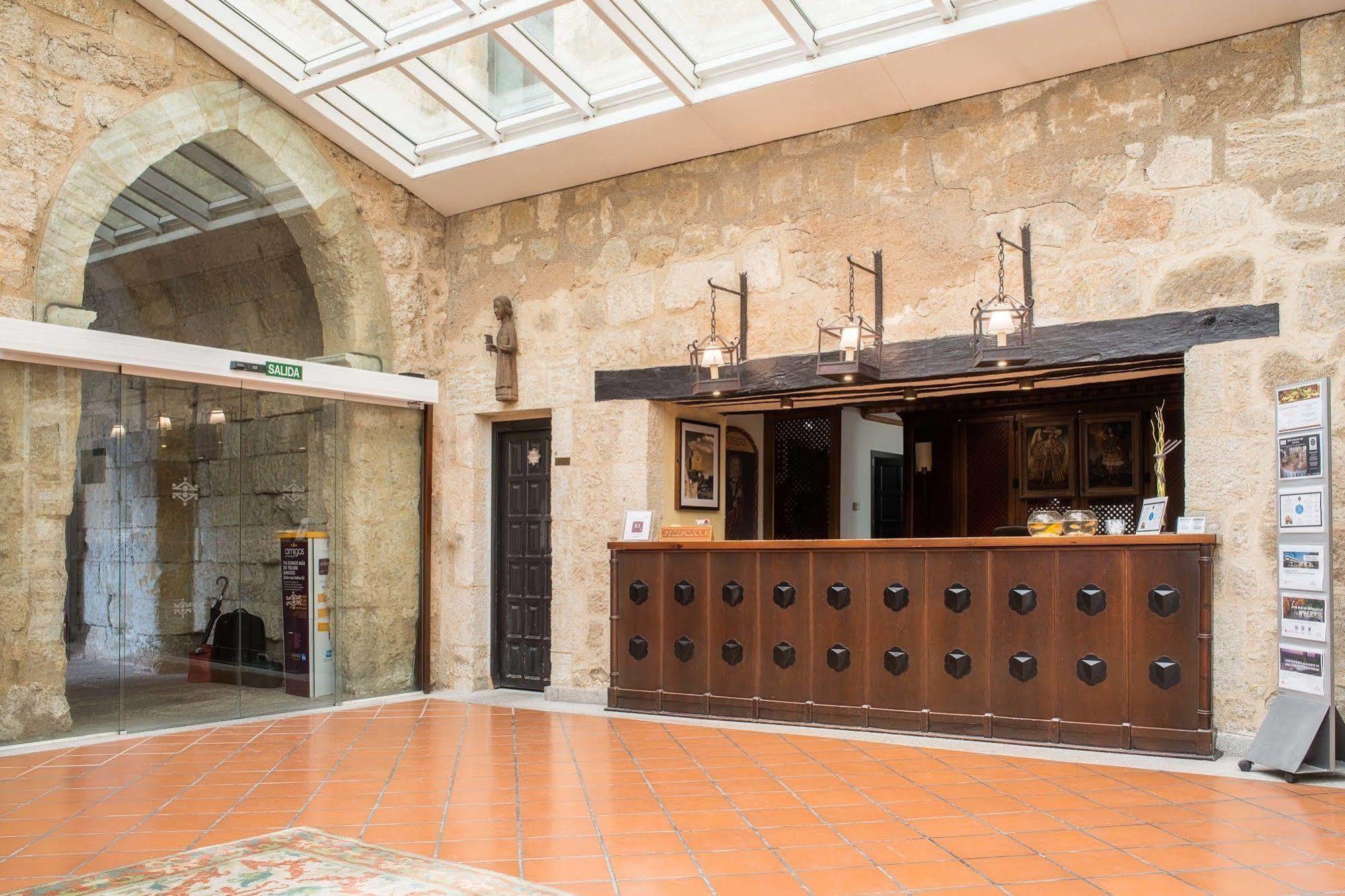 Parador De Ciudad-Rodrigo Exteriér fotografie